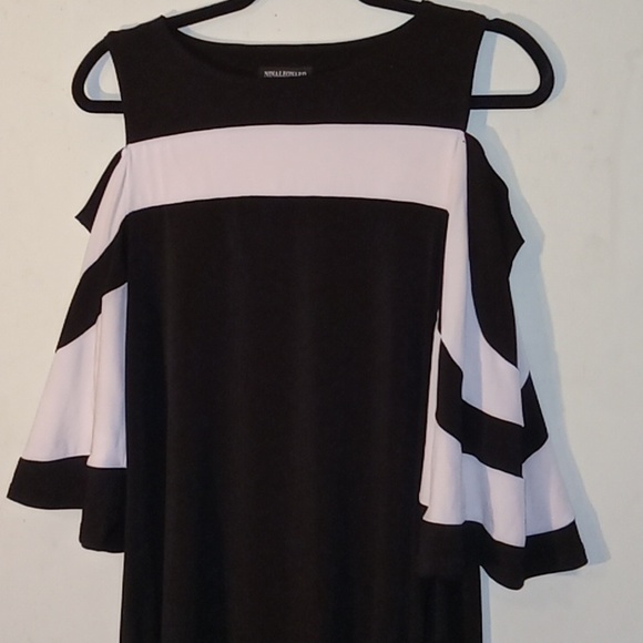 Draped Sleeve Cold Shoulder Dress - Picture 5 of 7